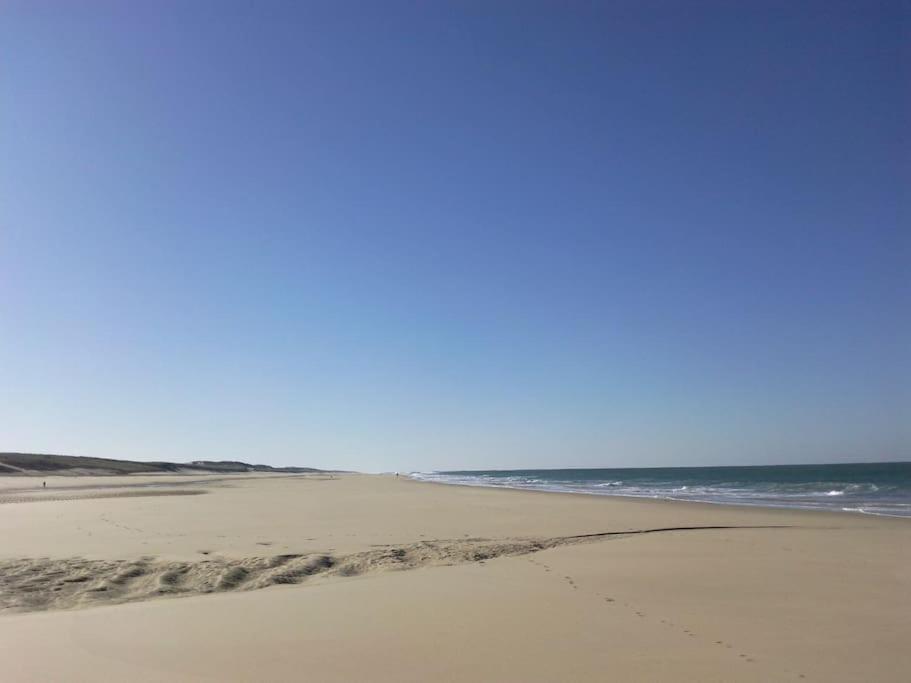 Apt T2 Calme Sur Golf, Piscine, Ocean 10 Min En Velo Lacanau Extérieur photo